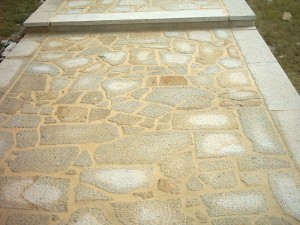 Cladding stones